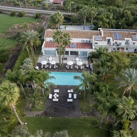 Carlino House Holiday home *