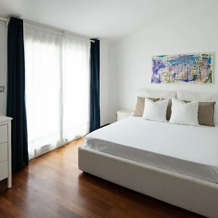 Holiday home Carlino House *