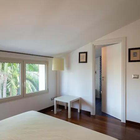 Holiday home Carlino House