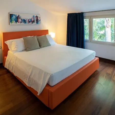 Carlino House Holiday home *