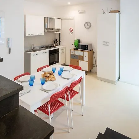 Carlino House Holiday home *