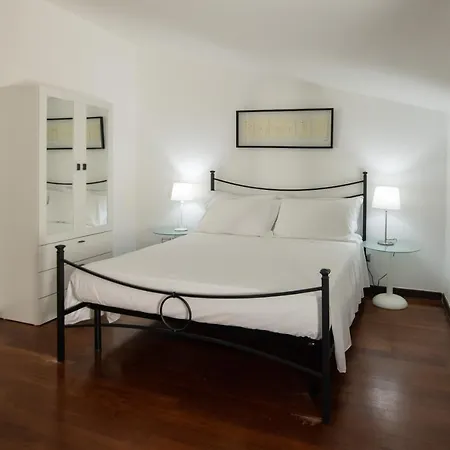 Carlino House Holiday home Mascali