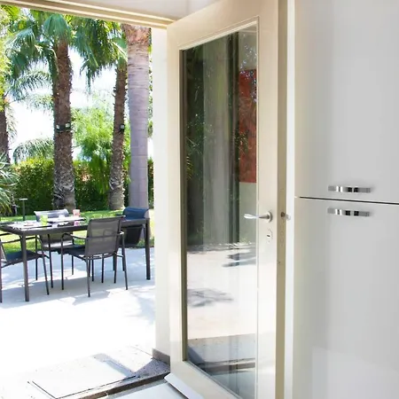 Carlino House Vakantiehuis *
